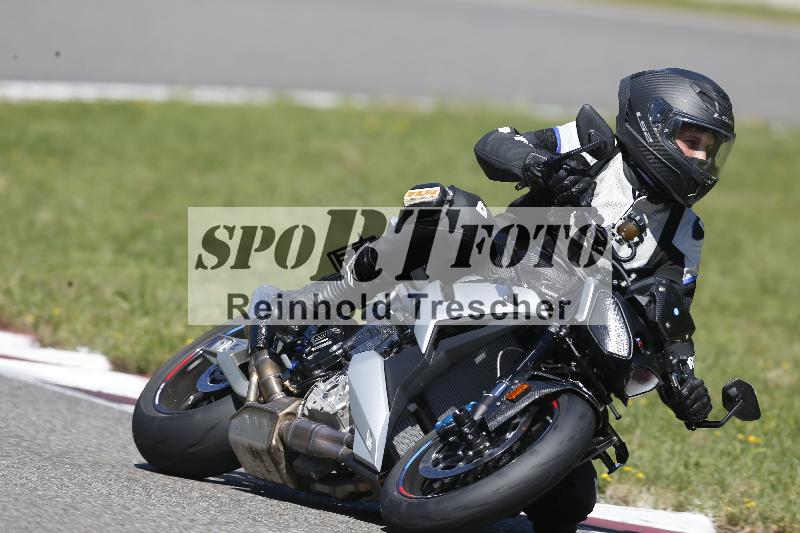 /Archiv-2025/48 25.08.2025 Cornu Master School ADR/blau-bleu/100